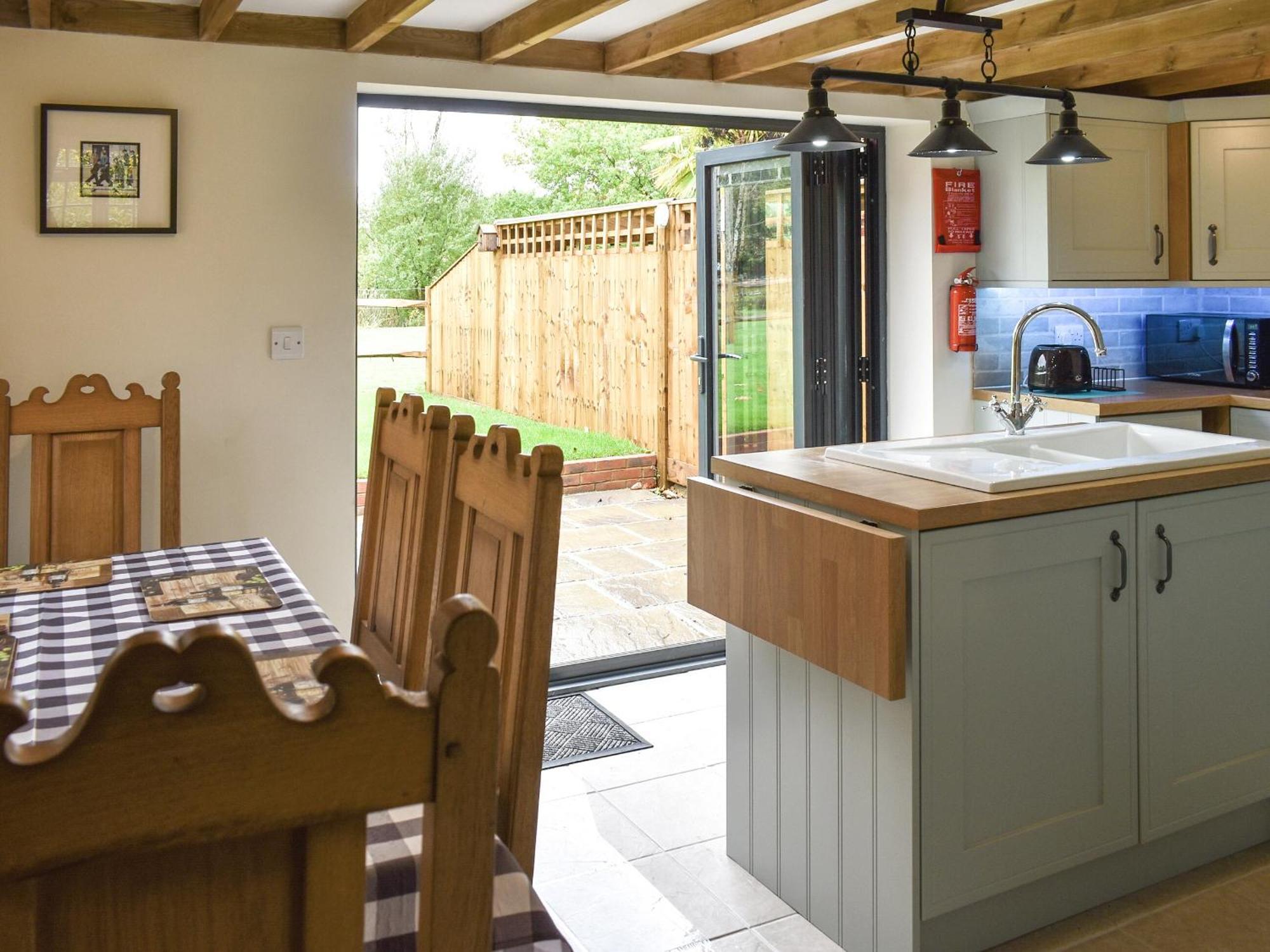 Well Cottage Itchingfield Luaran gambar